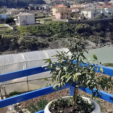 Krishen بيت ضيافة 3*