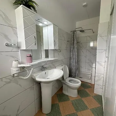 Krishen بيت ضيافة 3*