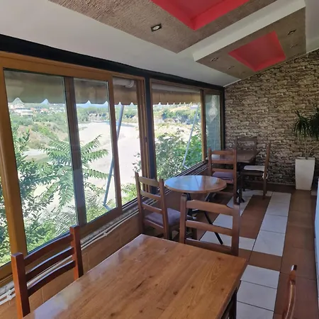 Krishen بيت ضيافة 3*