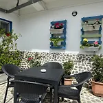 בית הארחה Krishen 3*